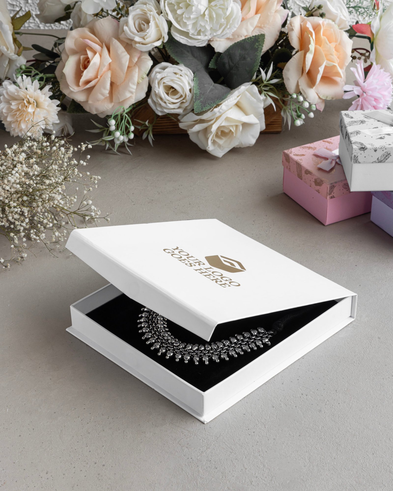Magnetic Flap Box (Necklace Box)